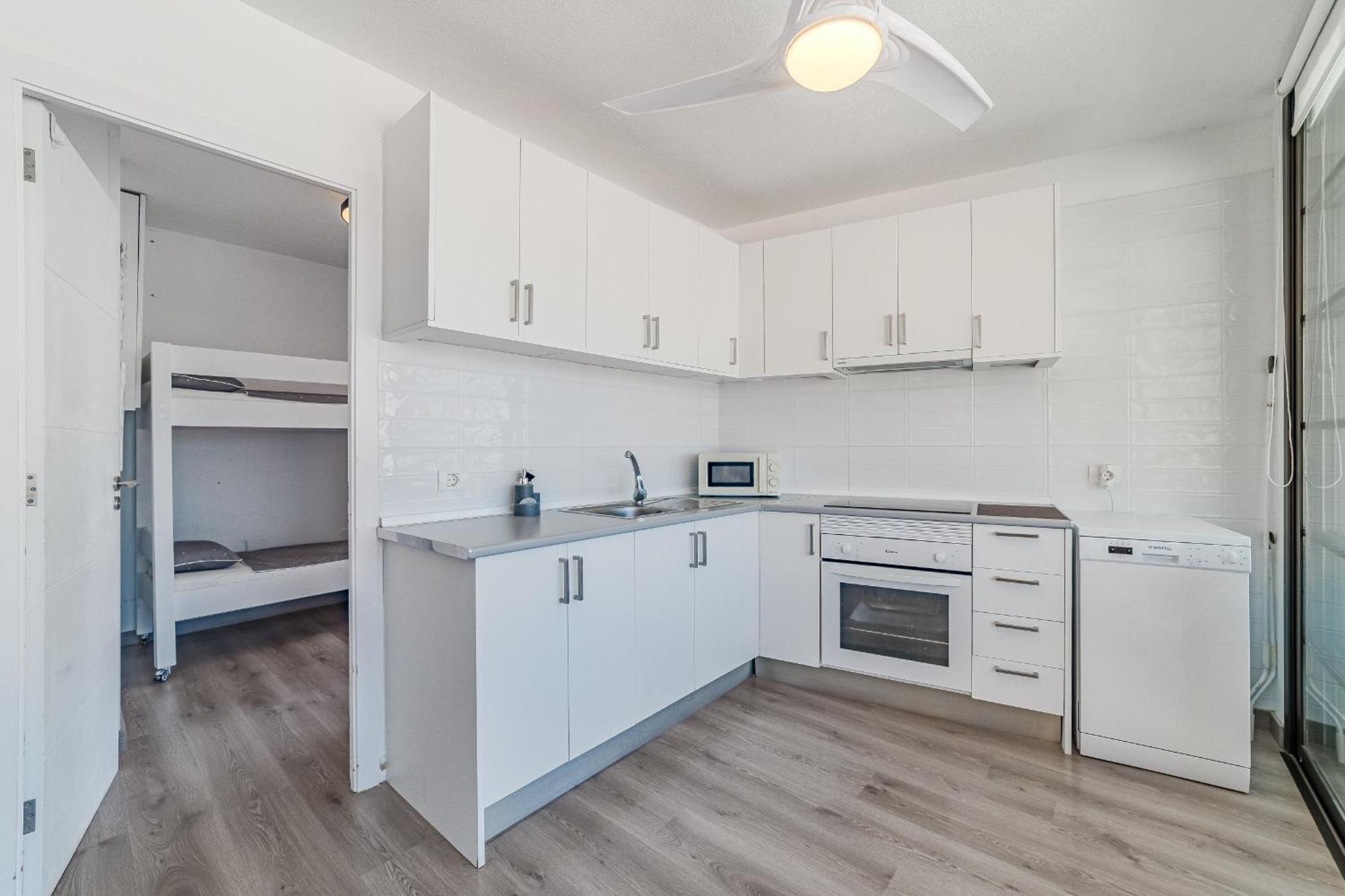 Family Apartment With 3 Bedrooms And Balcony Near Los Gigantes And Ocean Пуерто-де-Сантьяго Екстер'єр фото