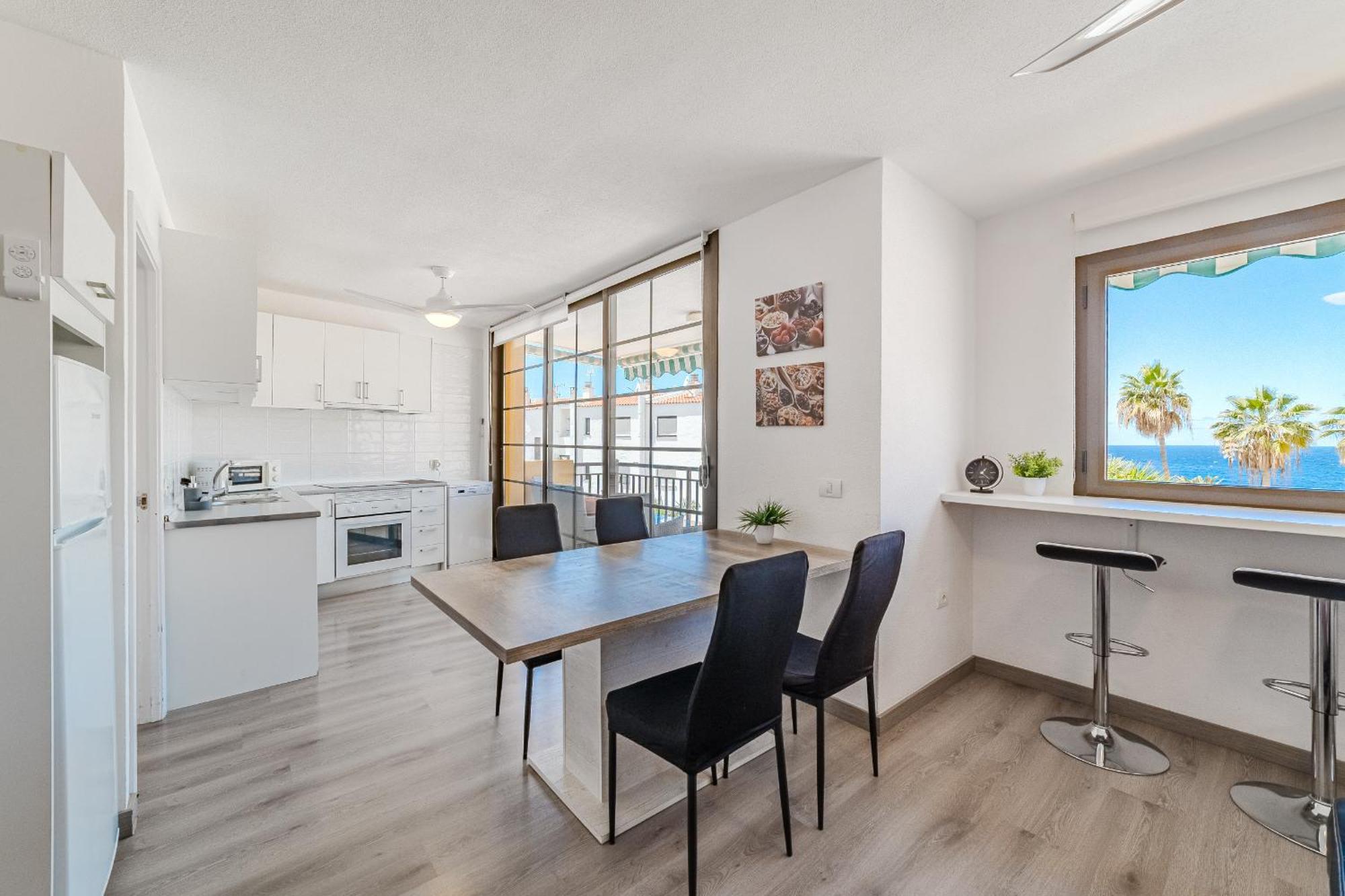 Family Apartment With 3 Bedrooms And Balcony Near Los Gigantes And Ocean Пуерто-де-Сантьяго Екстер'єр фото