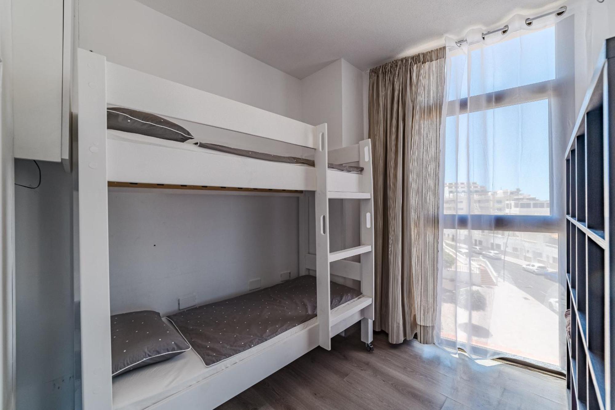 Family Apartment With 3 Bedrooms And Balcony Near Los Gigantes And Ocean Пуерто-де-Сантьяго Екстер'єр фото